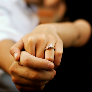 Holiday Proposals Start Here: Choosing the Perfect Engagement Ring