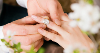 How to Choose the Perfect Engagement Ring